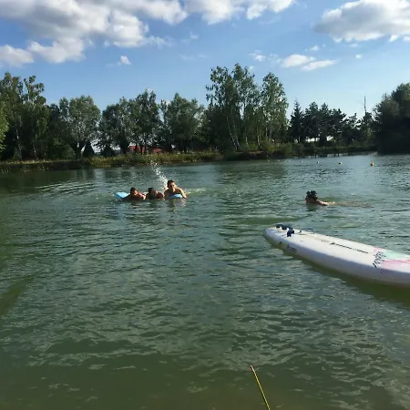 Baza Baranowka Campo de lujo Czosnów